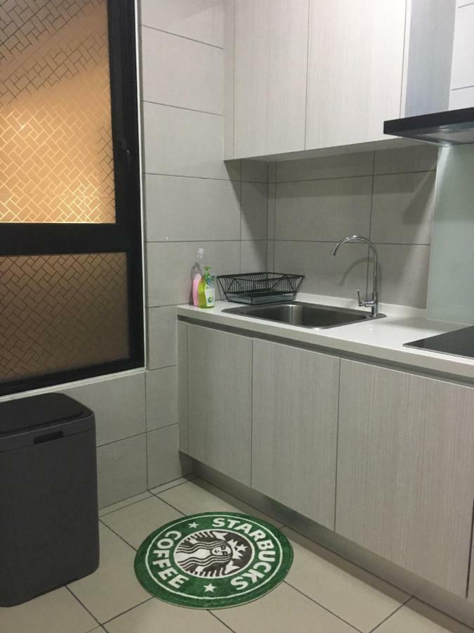 Ioi Conezion Iman'S Home With Pool View Unit Putrajaya Exterior foto